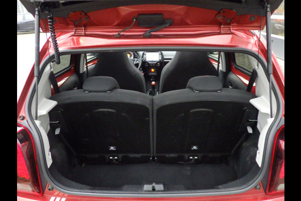 Peugeot 108 1.0 e-VTi Collection TOP, Airco/Climate, 5 DRS!