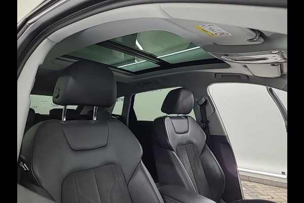 Audi e-tron Aut. 55 quattro Business ed. Plus 95 kWh | Trekhaak | Panorama | Navi |