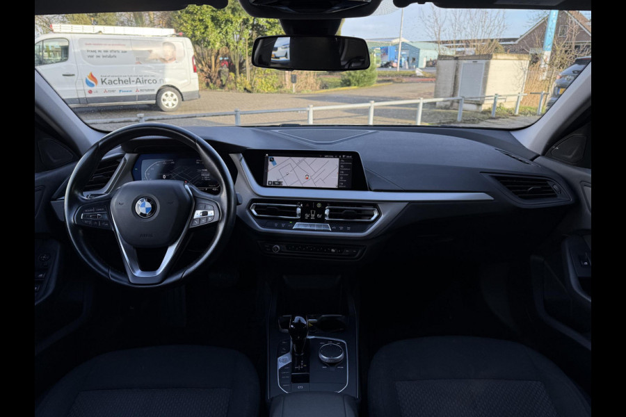 BMW 1-serie 118i Aut. Exe Edition | Navi | ECC | Xenon-LED |