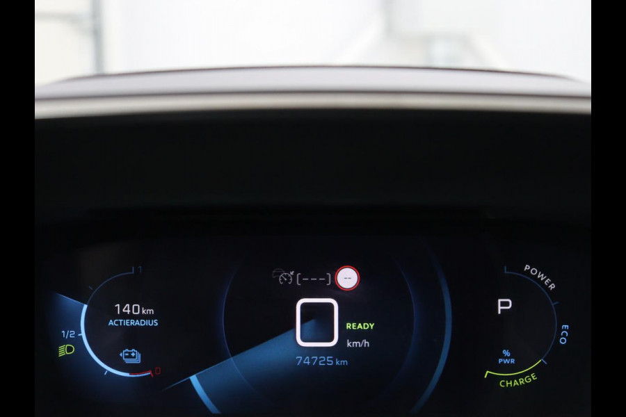 Peugeot e-2008 EV Blue Lease Allure 50 kWh | Carplay | Half leder | Camera | Digital Cockpit | Full LED | Cruise control | Climate control | Bluetooth
