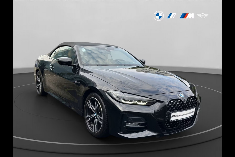 BMW 4 Serie Cabrio 420iA M-SPORT ** COGNAC LEDER, NAVI+, HuD, H&K SOUND,  NEKVERW, 18-inch LMV ** 1e EIG - Slechts 11.900KM (!) ** ** INFORMEER OOK NAAR ONZE AANTREKKELIJKE FINANCIAL-LEASE TARIEVEN **