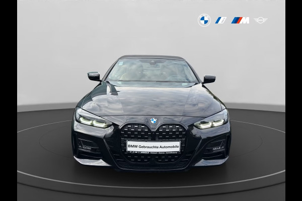 BMW 4 Serie Cabrio 420iA M-SPORT ** COGNAC LEDER, NAVI+, HuD, H&K SOUND,  NEKVERW, 18-inch LMV ** 1e EIG - Slechts 11.900KM (!) ** ** INFORMEER OOK NAAR ONZE AANTREKKELIJKE FINANCIAL-LEASE TARIEVEN **