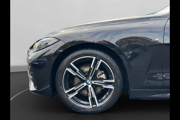 BMW 4 Serie Cabrio 420iA M-SPORT ** COGNAC LEDER, NAVI+, HuD, H&K SOUND,  NEKVERW, 18-inch LMV ** 1e EIG - Slechts 11.900KM (!) ** ** INFORMEER OOK NAAR ONZE AANTREKKELIJKE FINANCIAL-LEASE TARIEVEN **