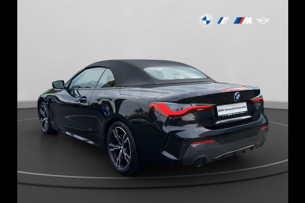 BMW 4 Serie Cabrio 420iA M-SPORT ** COGNAC LEDER, NAVI+, HuD, H&K SOUND,  NEKVERW, 18-inch LMV ** 1e EIG - Slechts 11.900KM (!) ** ** INFORMEER OOK NAAR ONZE AANTREKKELIJKE FINANCIAL-LEASE TARIEVEN **