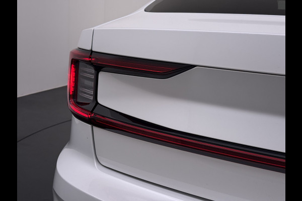 Polestar 2 78kWh 408PK PERFORMANCE 0-100 4,7sec. Long Range Pano-dak Elektr.Stoel+Stuur-verwarmd GSM-Key (semi-)-AutoPilot AWD GSM-Sleutel  SOH 93% Google-Android® Navi 360°Camera Elek.Achterklep PDC-a+v Performance-Ophanging Premium-Audio Active-Grille Keyless LEDParkeerassist auto 1.500KG Trekgewicht! 3fase 11kw thuis laden 4-season-Bnd € 66.000 nieuw