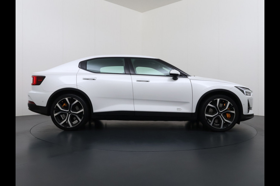 Polestar 2 78kWh 408PK PERFORMANCE 0-100 4,7sec. Long Range Pano-dak Elektr.Stoel+Stuur-verwarmd GSM-Key (semi-)-AutoPilot AWD GSM-Sleutel  SOH 93% Google-Android® Navi 360°Camera Elek.Achterklep PDC-a+v Performance-Ophanging Premium-Audio Active-Grille Keyless LEDParkeerassist auto 1.500KG Trekgewicht! 3fase 11kw thuis laden 4-season-Bnd € 66.000 nieuw