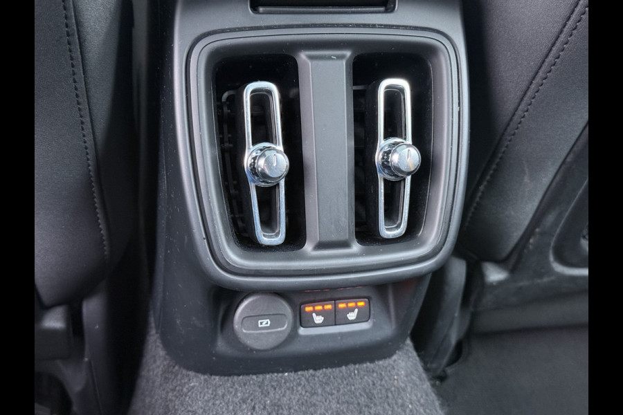 Polestar 2 78kWh 408PK PERFORMANCE 0-100 4,7sec. Long Range Pano-dak Elektr.Stoel+Stuur-verwarmd GSM-Key (semi-)-AutoPilot AWD GSM-Sleutel  SOH 93% Google-Android® Navi 360°Camera Elek.Achterklep PDC-a+v Performance-Ophanging Premium-Audio Active-Grille Keyless LEDParkeerassist auto 1.500KG Trekgewicht! 3fase 11kw thuis laden 4-season-Bnd € 66.000 nieuw