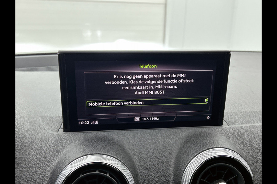 Audi Q2 30 TFSI Business Edition (PANORAMADAK, VIRTUAL, CLIMA, LED, PDC, CAMERA, 1e EIGENAAR, GOED ONDERHOUDEN)