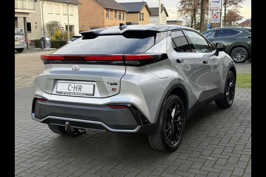 Toyota C-HR 2.0 High Power PHEV GR Sport | Trekhaak, Elektrische achterklep, Stoel + Stuurverwarming, Half leer, Dodehoekherkenning, 19 inch