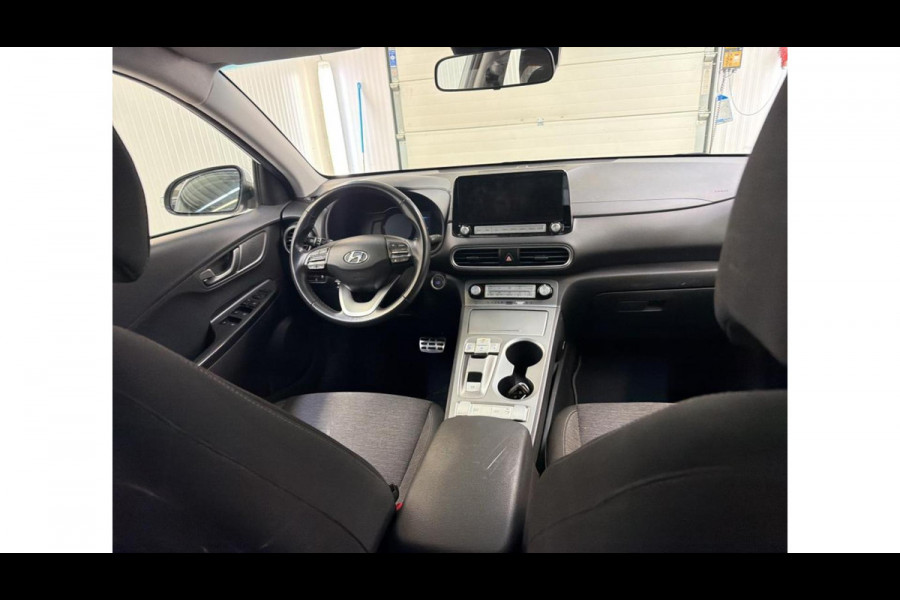 Hyundai Kona EV Comfort 64 kWh 3-Phase | Navi | Camera | Krell Sound |