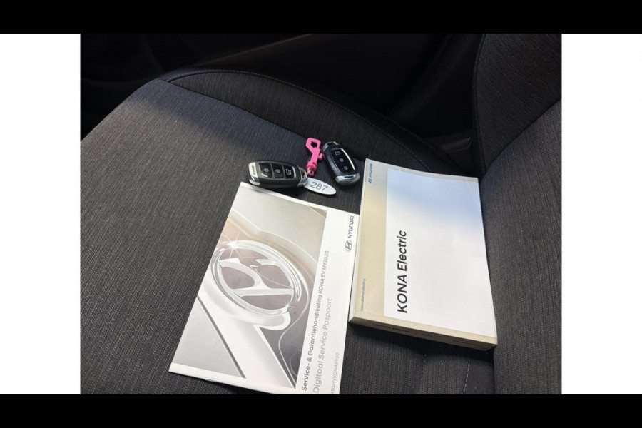 Hyundai Kona EV Comfort 64 kWh 3-Phase | Navi | Camera | Krell Sound |