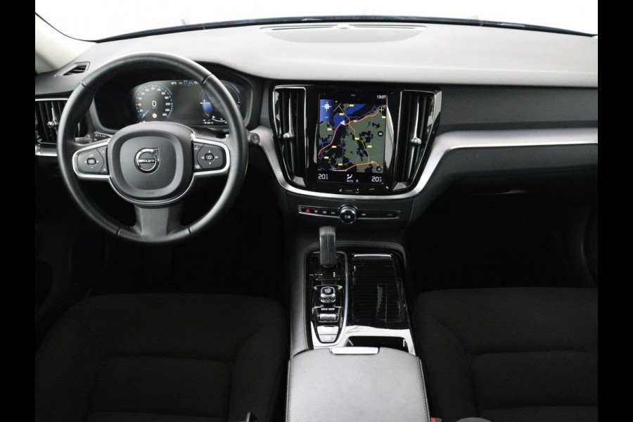 Volvo V60 2.0 T6 Recharge AWD Business Pro | Trekhaak | 360 Camera | Adaptive Cruise | Navigatie | Carplay | Full LED | PHEV | Plug In