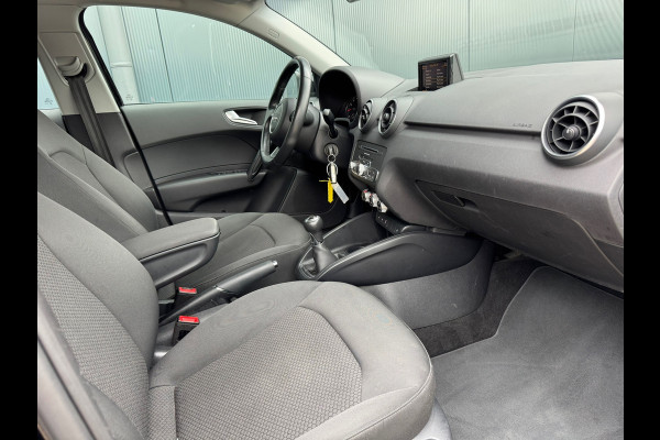 Audi A1 Sportback 1.0 TFSI Pro Line * Stoelverwarming * Led * Lichtmetalen Velgen