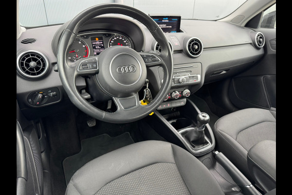Audi A1 Sportback 1.0 TFSI Pro Line * Stoelverwarming * Led * Lichtmetalen Velgen