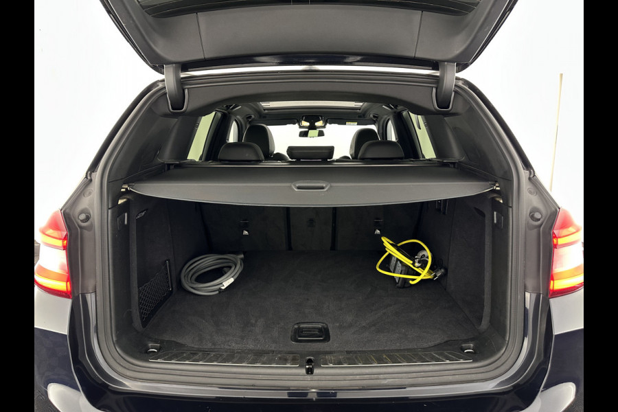 BMW iX3 High Executive 80 kWh [ 3-Fase ] {SOH-98%} (INCL-BTW) Aut. *PANO | LEATHER | HARMAN/KARDON | FULL-LED | BLINDSPOT | MEMORY-PACK | DIGI-COCKPIT | HEATED-SPORTSEATS | KEYLESS | TOPVIEW | DAB+ | NAVI-FULLMAP | HEAD-UP | PRIVACY-GLASS |