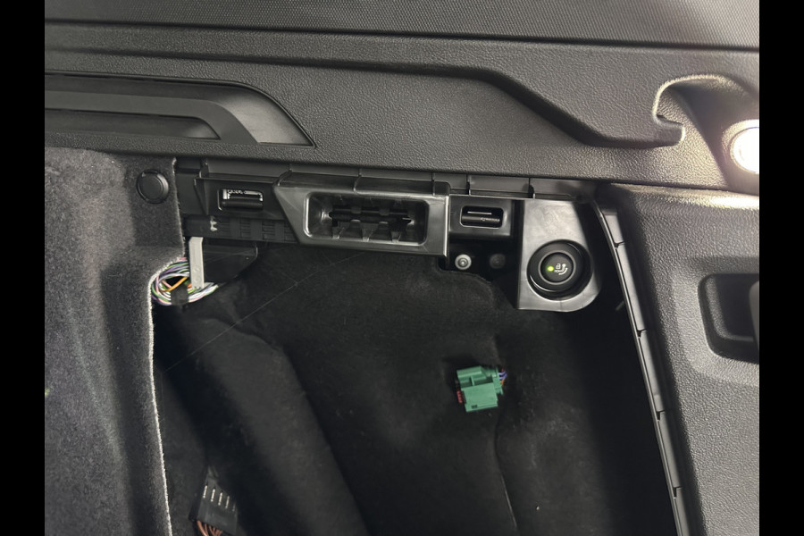 BMW iX3 High Executive 80 kWh [ 3-Fase ] {SOH-98%} (INCL-BTW) Aut. *PANO | LEATHER | HARMAN/KARDON | FULL-LED | BLINDSPOT | MEMORY-PACK | DIGI-COCKPIT | HEATED-SPORTSEATS | KEYLESS | TOPVIEW | DAB+ | NAVI-FULLMAP | HEAD-UP | PRIVACY-GLASS |