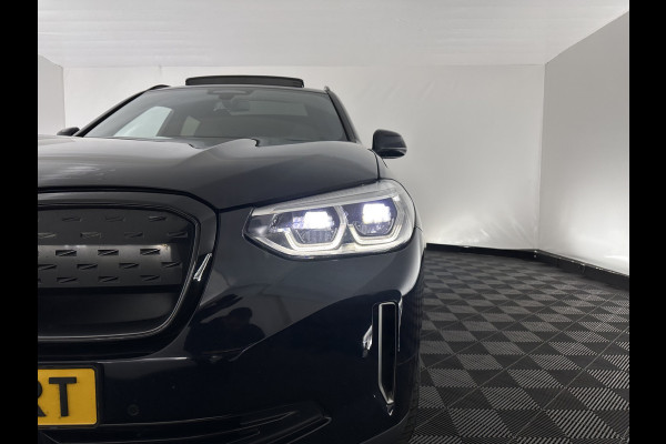 BMW iX3 High Executive 80 kWh [ 3-Fase ] {SOH-98%} (INCL-BTW) Aut. *PANO | LEATHER | HARMAN/KARDON | FULL-LED | BLINDSPOT | MEMORY-PACK | DIGI-COCKPIT | HEATED-SPORTSEATS | KEYLESS | TOPVIEW | DAB+ | NAVI-FULLMAP | HEAD-UP | PRIVACY-GLASS |