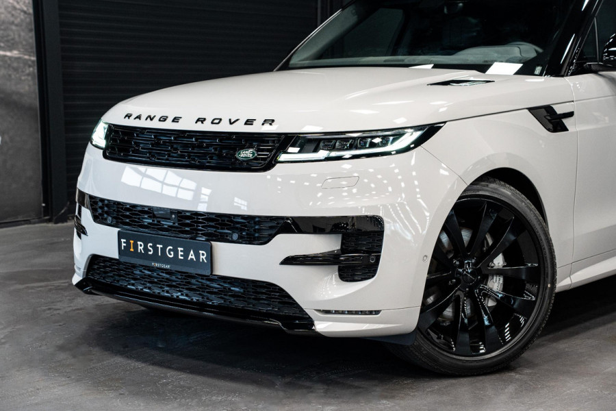 Land Rover Range Rover Sport 3.0 P460e Dynamic SE PHEV *Meridian / Stoelventilatie / Panorama / Black Exterior Pack / Keyless / 5 JAAR GARANTIE*