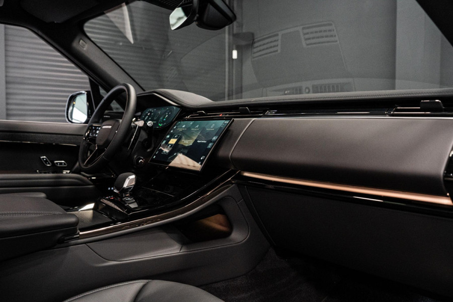 Land Rover Range Rover Sport 3.0 P460e Dynamic SE PHEV *Meridian / Stoelventilatie / Panorama / Black Exterior Pack / Keyless / 5 JAAR GARANTIE*