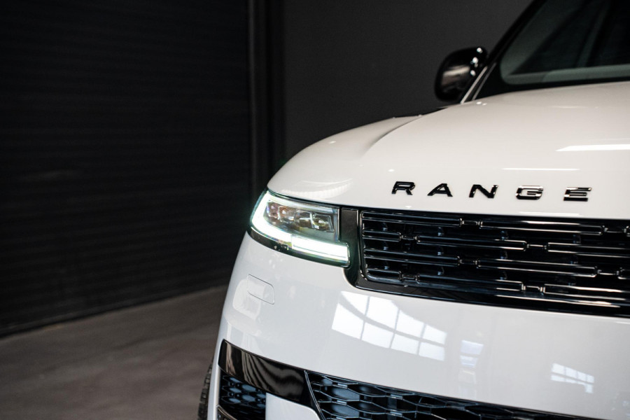 Land Rover Range Rover Sport 3.0 P460e Dynamic SE PHEV *Meridian / Stoelventilatie / Panorama / Black Exterior Pack / Keyless / 5 JAAR GARANTIE*