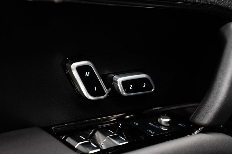 Land Rover Range Rover Sport 3.0 P460e Dynamic SE PHEV *Meridian / Stoelventilatie / Panorama / Black Exterior Pack / Keyless / 5 JAAR GARANTIE*