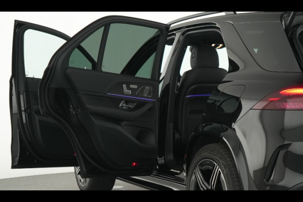 Mercedes-Benz GLE 400 AMG-Line // Luchtvering // Trekhaak 3.500kg // Distronic // Leder // Memory // Panoramadak // 360 Camera // Headup