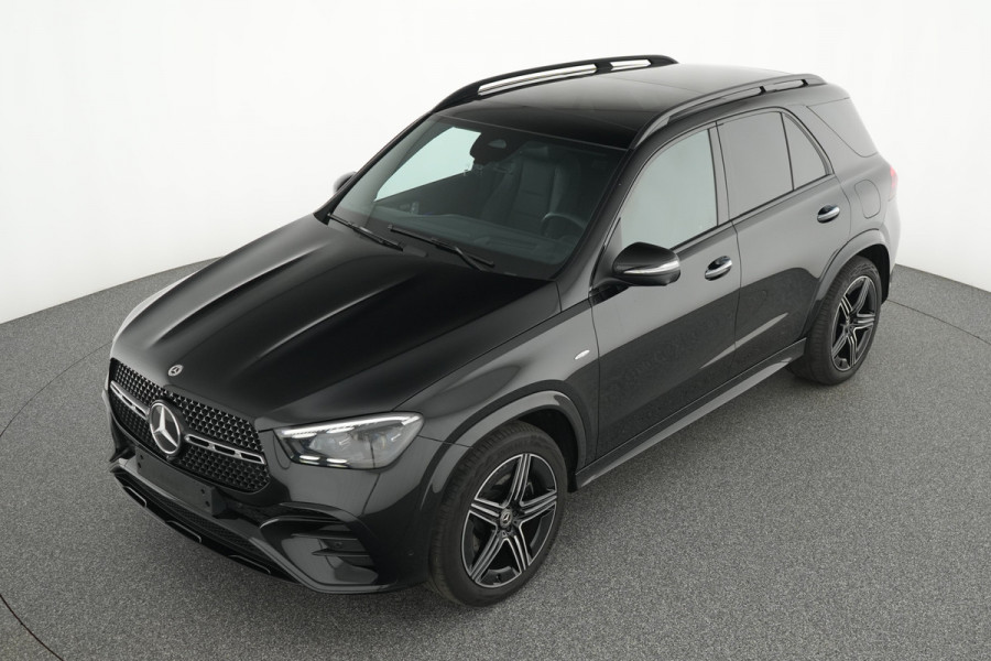 Mercedes-Benz GLE 400 AMG-Line // Luchtvering // Trekhaak 3.500kg // Distronic // Leder // Memory // Panoramadak // 360 Camera // Headup