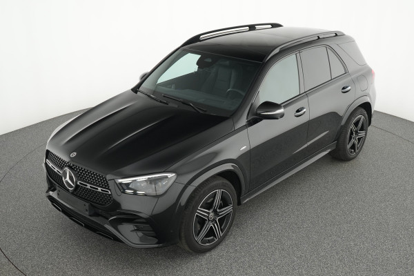 Mercedes-Benz GLE 400 AMG-Line // Luchtvering // Trekhaak 3.500kg // Distronic // Leder // Memory // Panoramadak // 360 Camera // Headup