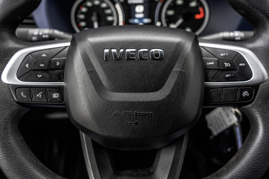 Iveco Daily **35S14V 2.3 L2H2 | Automaat | Euro 6 | Cruise | Climate | 3500 KG Trekgewicht | Trekhaak**