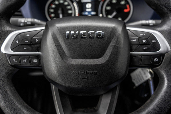 Iveco Daily **35S14V 2.3 L2H2 | Automaat | Euro 6 | Cruise | Climate | 3500 KG Trekgewicht | Trekhaak**