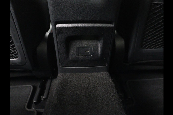 Mercedes-Benz CLA-Klasse 250 e Bns Sol AMG Ld | Stoelverwarming | Widescreen | Sfeerverlichting | Full LED | Park Assist | Camera | Navigatie | Half leder