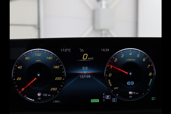 Mercedes-Benz CLA-Klasse 250 e Bns Sol AMG Ld | Stoelverwarming | Widescreen | Sfeerverlichting | Full LED | Park Assist | Camera | Navigatie | Half leder