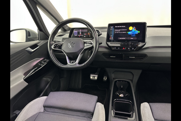 Volkswagen ID.3 First Max 58 kWh [ 3-Fase-11kW ] {SOH-87%} (INCL-BTW) *HEATPUMP | PANO | HEAD-UP | ADAPTIVE-CRUISE | IQ-LIGHTS | BLINDSPOT | CAMERA | KEYLESS | MICROFIBRE | AMBIENTLIGHT | NAVI-FULLMAP | DAB+ | ECC | HEATED-SPORTSEATS | DIGI-COCKPIT |