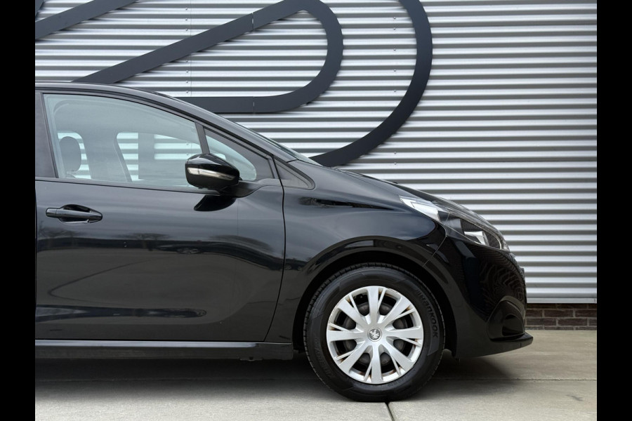 Peugeot 208 1.2 PureTech Blue Lion Navi|Airco|Cruise|Trekhaak|PDC|D-riem v.v. in 2024|N.A.P|Nieuwe APK bij Aflevering