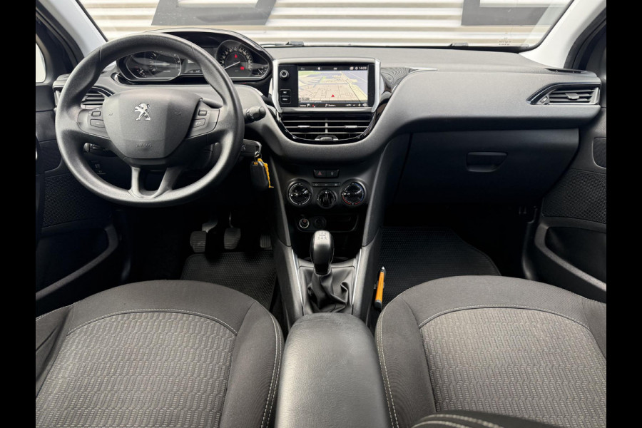 Peugeot 208 1.2 PureTech Blue Lion Navi|Airco|Cruise|Trekhaak|PDC|D-riem v.v. in 2024|N.A.P|Nieuwe APK bij Aflevering