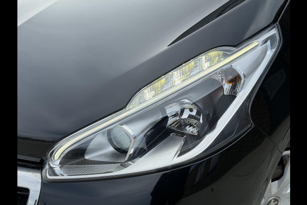 Peugeot 208 1.2 PureTech Blue Lion Navi|Airco|Cruise|Trekhaak|PDC|D-riem v.v. in 2024|N.A.P|Nieuwe APK bij Aflevering