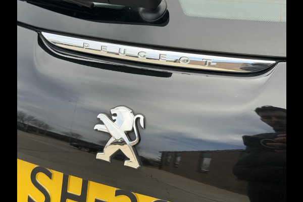 Peugeot 208 1.2 PureTech Blue Lion Navi|Airco|Cruise|Trekhaak|PDC|D-riem v.v. in 2024|N.A.P|Nieuwe APK bij Aflevering