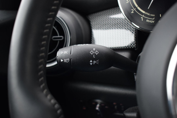 MINI Mini 1.5 Cooper John Cooper Works | Yours | Apple CarPlay | Leer | Camera
