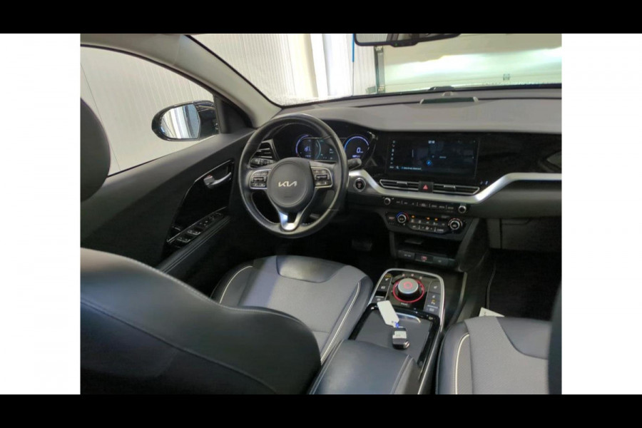 Kia e-Niro DynamicPlusLine 64 kWh 3-Phase | Panorama | Navi | Camera |