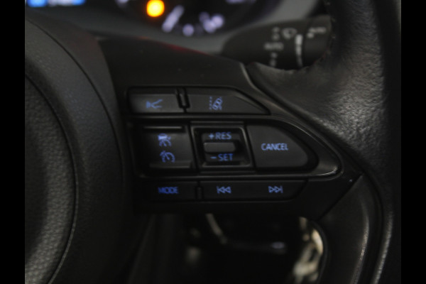 Toyota Yaris 1.5 VVT-i Active CAMERA | AIRCO | CARPLAY | ADAPCRUISE | LED | CV | DAB | ISOFIX