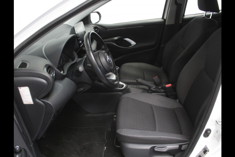 Toyota Yaris 1.5 VVT-i Active CAMERA | AIRCO | CARPLAY | ADAPCRUISE | LED | CV | DAB | ISOFIX