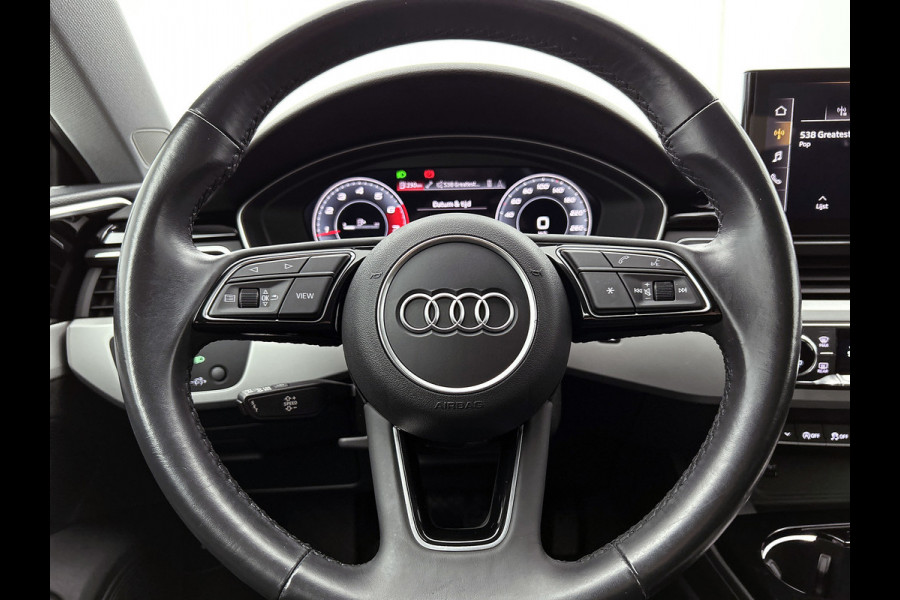 Audi A5 Sportback 35 TFSI Business edition Automaat (GROOT-NAVIGATIE, LED, CARPLAY, SPORTSTOELEN, ELEKT. ACHTERKLEP)