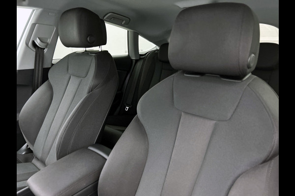 Audi A5 Sportback 35 TFSI Business edition Automaat (GROOT-NAVIGATIE, LED, CARPLAY, SPORTSTOELEN, ELEKT. ACHTERKLEP)