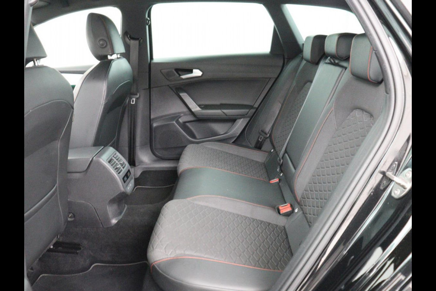 Seat Leon Sportstourer 1.5 eTSI FR Launch Edition | Carplay | Full LED | Adaptive Cruise | Sfeerverlichting | Navigatie | PDC