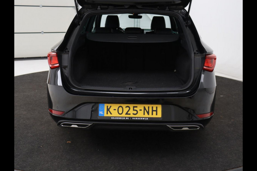 Seat Leon Sportstourer 1.5 eTSI FR Launch Edition | Carplay | Full LED | Adaptive Cruise | Sfeerverlichting | Navigatie | PDC