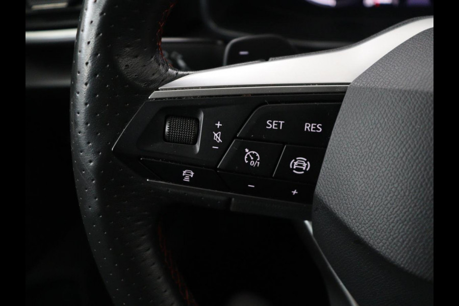 Seat Leon Sportstourer 1.5 eTSI FR Launch Edition | Carplay | Full LED | Adaptive Cruise | Sfeerverlichting | Navigatie | PDC
