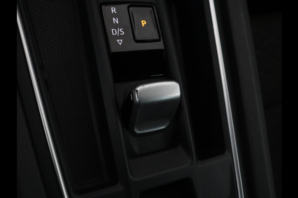 Seat Leon Sportstourer 1.5 eTSI FR Launch Edition | Carplay | Full LED | Adaptive Cruise | Sfeerverlichting | Navigatie | PDC