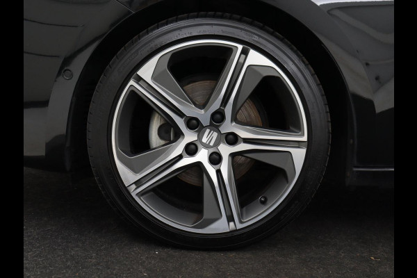 Seat Leon Sportstourer 1.5 eTSI FR Launch Edition | Carplay | Full LED | Adaptive Cruise | Sfeerverlichting | Navigatie | PDC