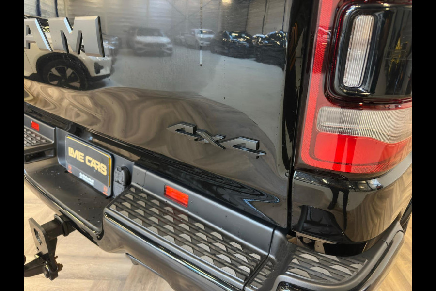 Dodge Ram 1500 5.7 V8 4x4 Crew Cab Limited|PANO|200L|LUCHTVERING|