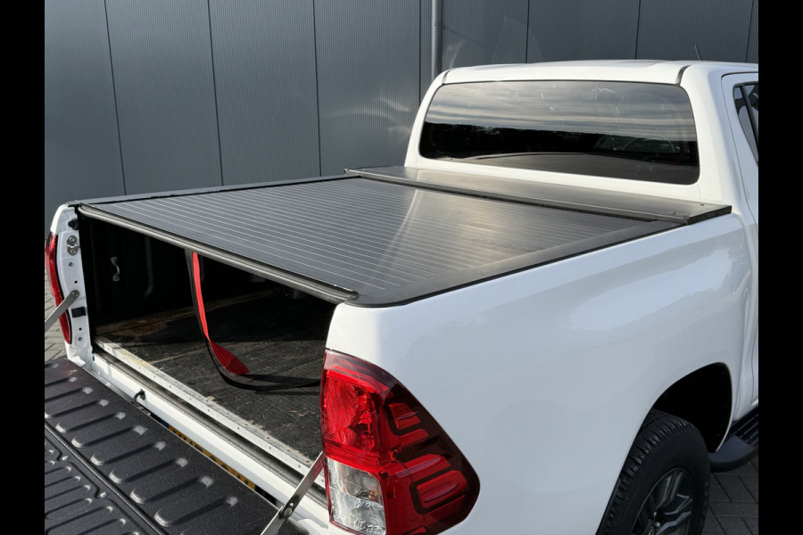 Toyota Hilux 2.4 D-4D AUTOMAAT / 4x4 / 1e EIG. / 3.500 KG AHG / CAMERA / TREKHAAK / ECC / CRUISE / CARPLAY